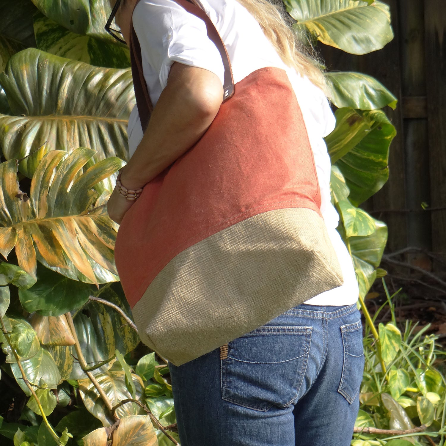 PANAMA LINEN AND BURLAP TOTE BAG