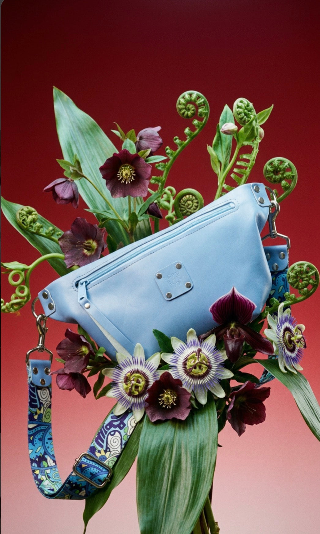 Hendry Sling Bag - Blue Leather