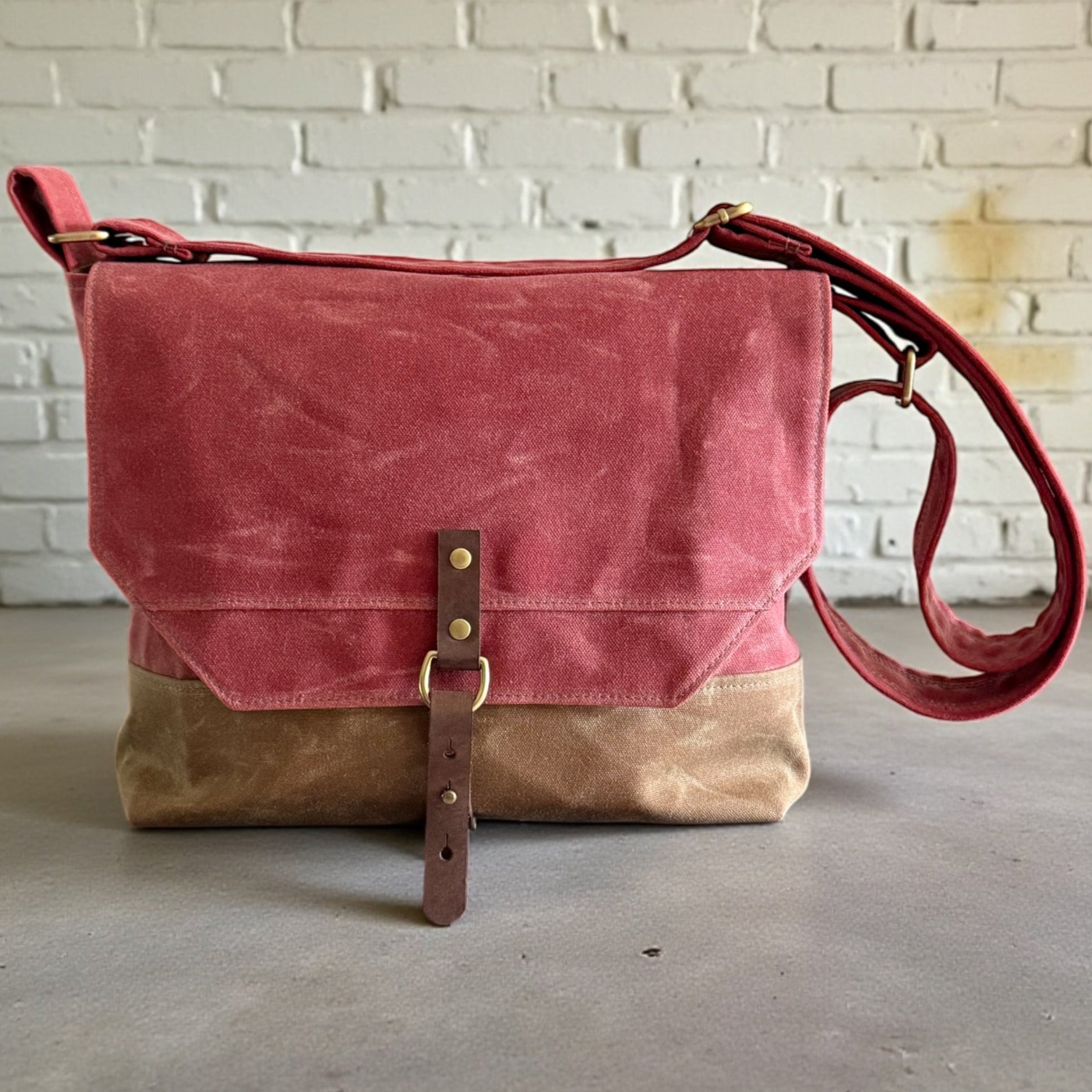 AFB BIG MESSENGER BAG 希少 Waxed Canvas Messenger Bag | Handcrafted in the USA | 1820 Bag Co.