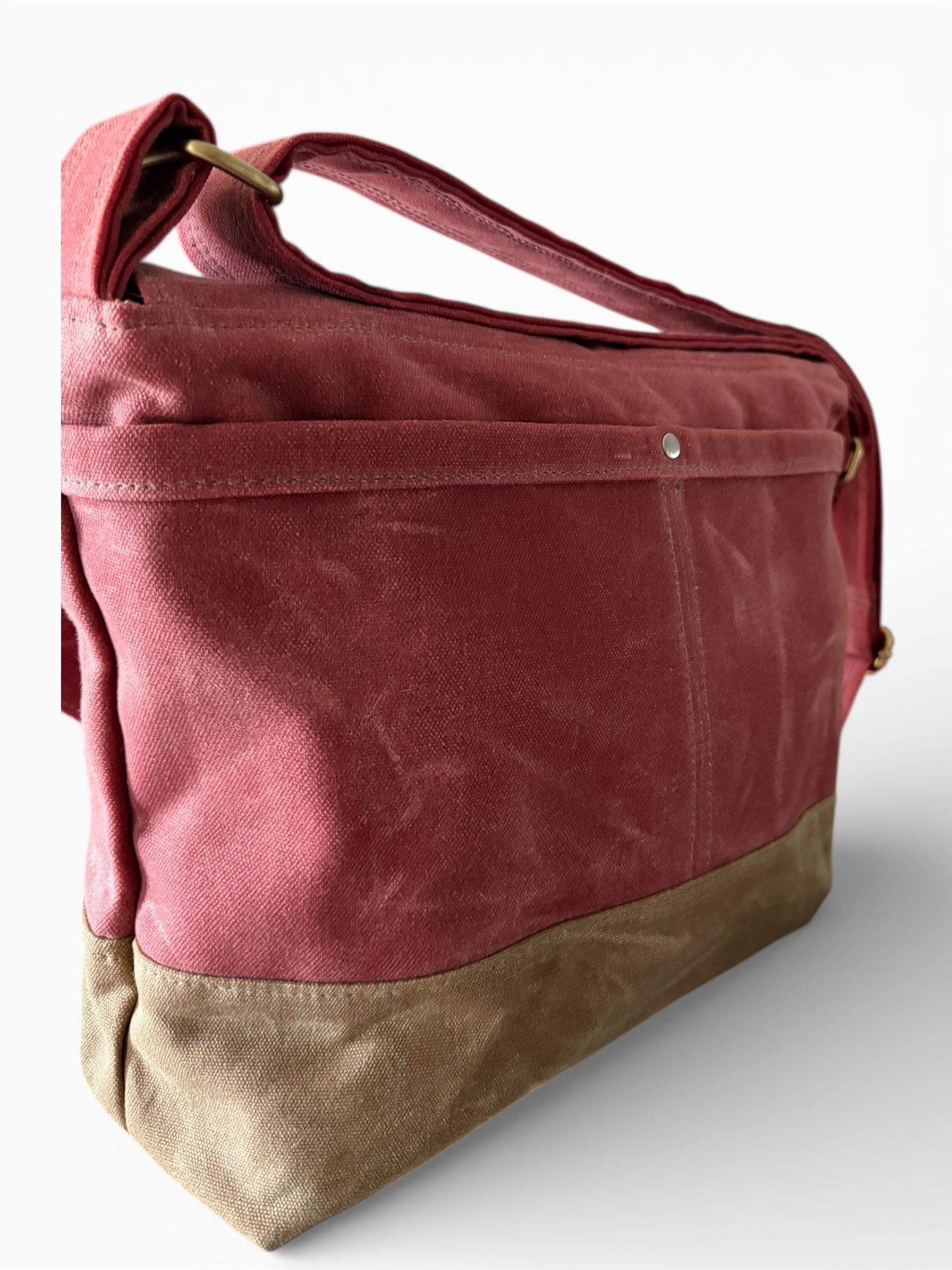 Englewood Waxed Canvas Field Bag