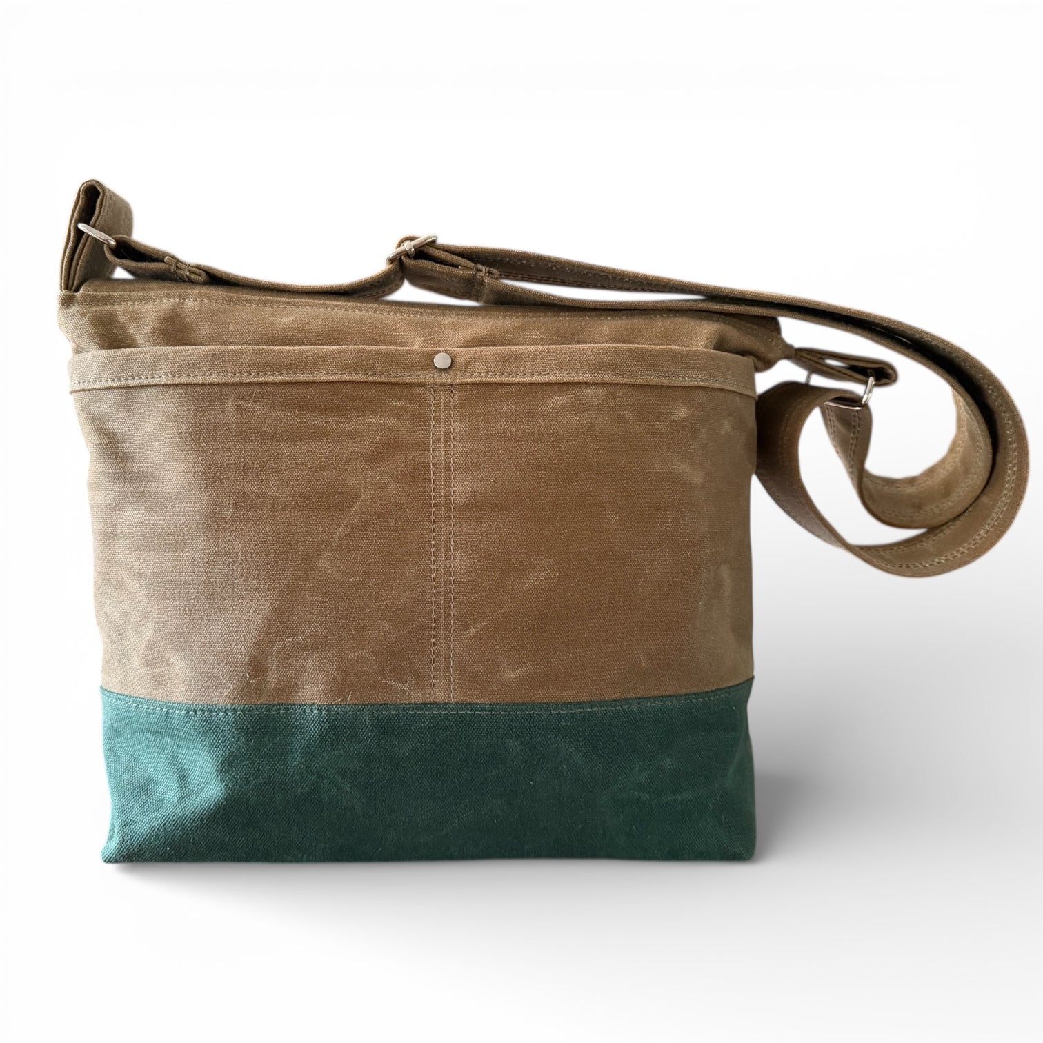 Englewood Waxed Canvas Field Bag