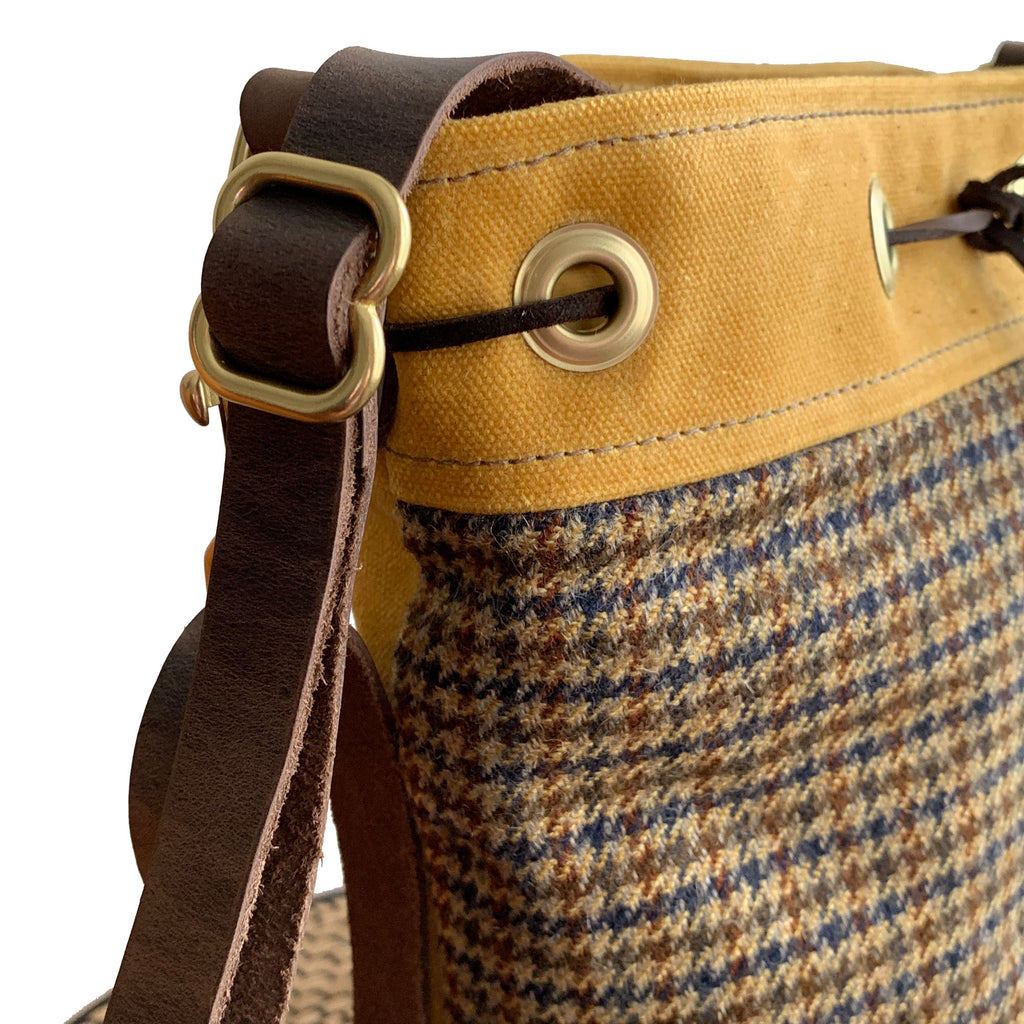 Wildwood Waxed Canvas Houndstooth Bucket Bag