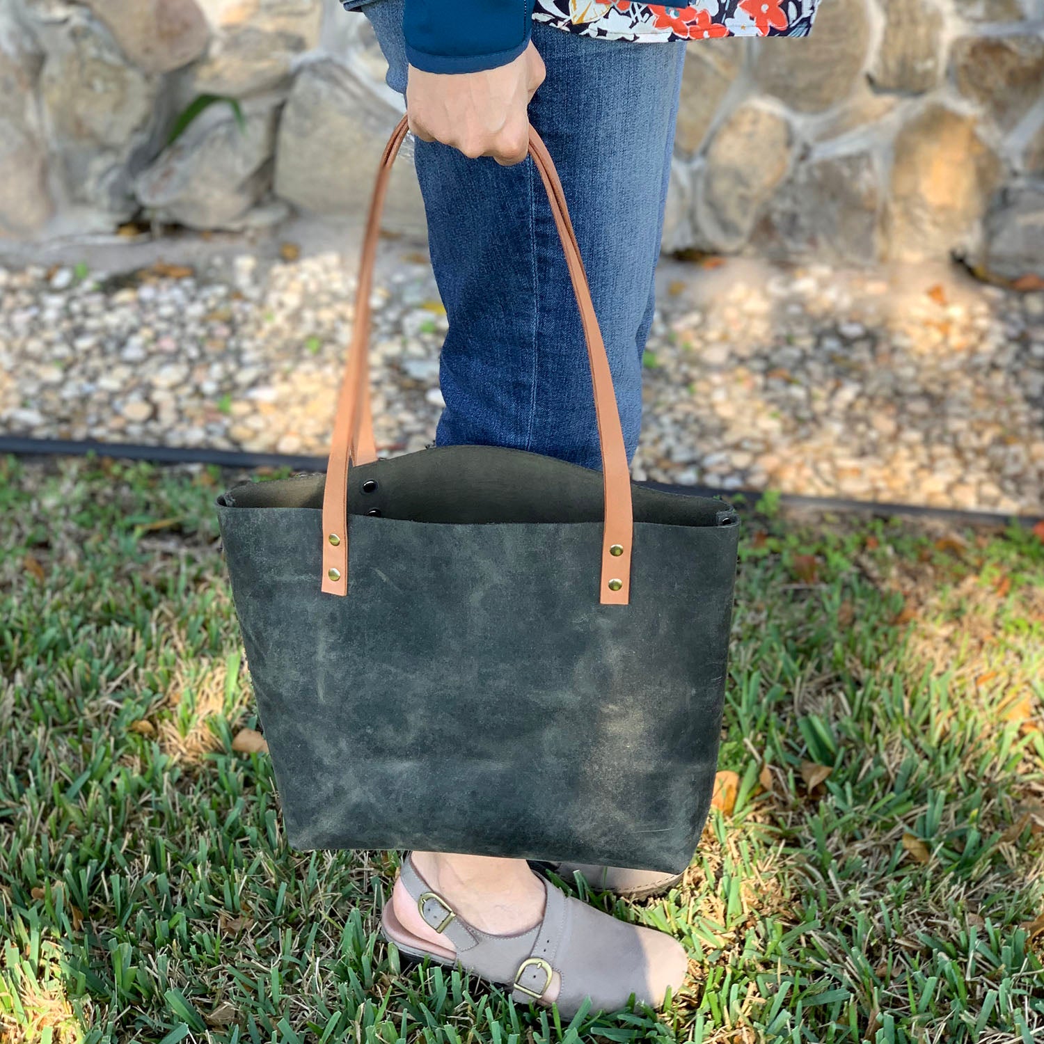 Sarasota Leather Tote - 1820 Bag Co.