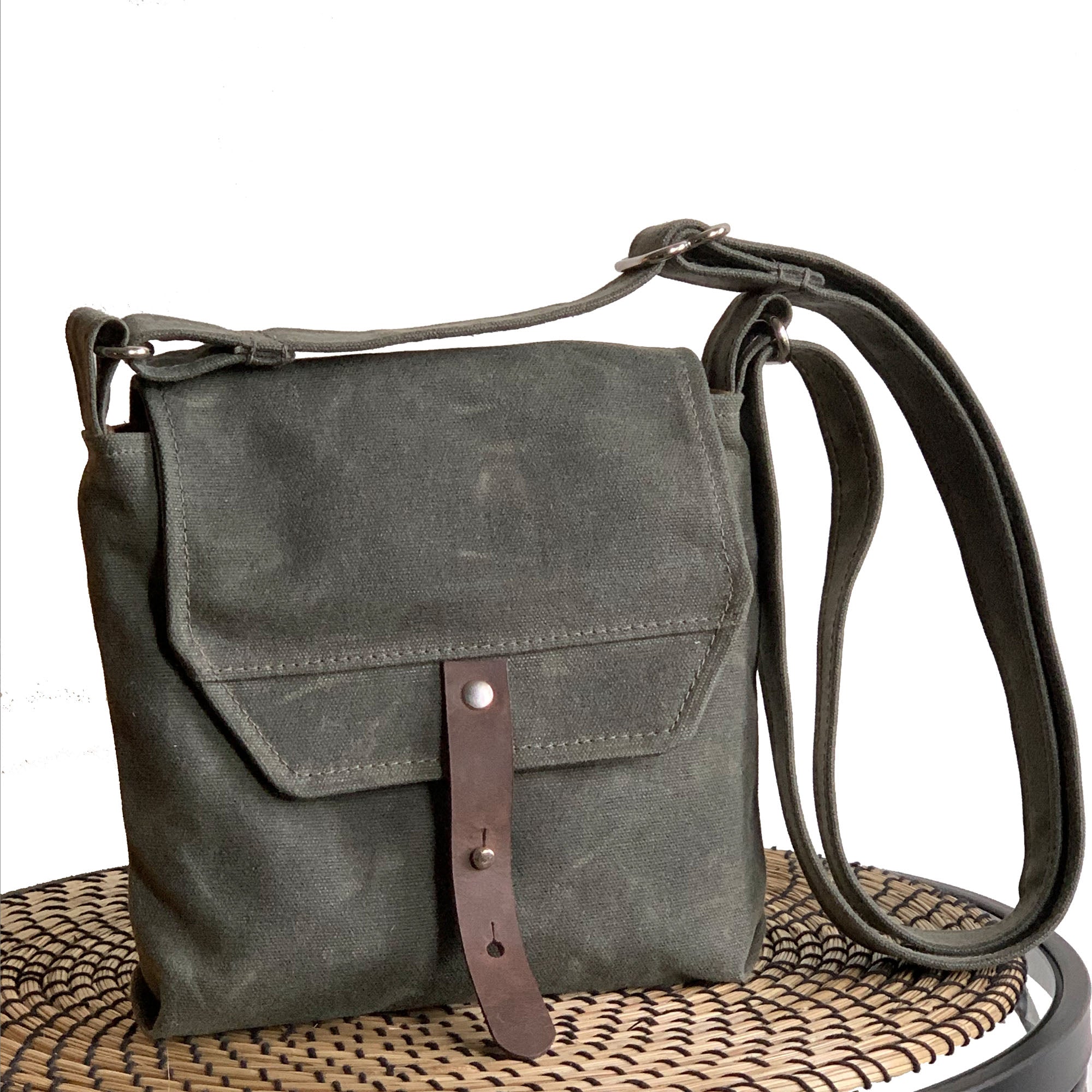 Hobe Satchel Waxed Canvas Bag - 1820 Bag Co.